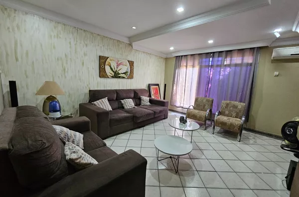 Casa para venda,ótimo para escritórios, escola,  Jardim Shangri-la, Cuiabá