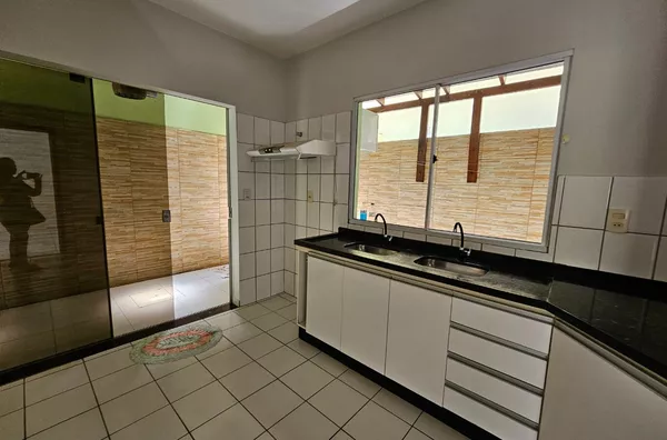 Sobrado em condomínio fechado para venda, 3 quarto(s),  Vila Ipase, Várzea Grande