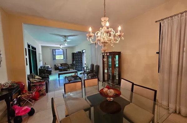 Casa para venda, 3 quarto(s),  Santa Helena, Cuiabá