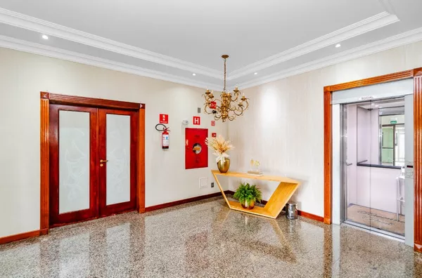 Apartamento à venda com 4 Quartos, sendo 2 suíte, no Bairro Duque de Caxias, Cuiabá..