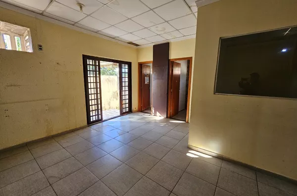 Casa para venda, 5 quarto(s),  Despraiado, Cuiabá
