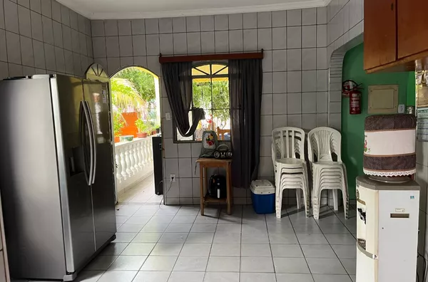CASA PARA VENDA  NO BAIRRO JARDIM  CUIABÁ 