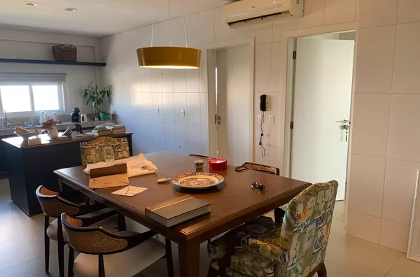 Apartamento para venda, 5 quarto(s),  Jardim Ubirajara, Cuiabá
