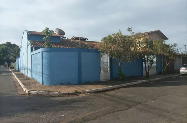 Casa para venda, 4 quartos, sendo uma suíte,  Nossa Senhora Aparecida, Cuiabá