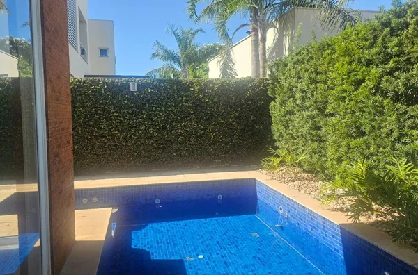 Sobrado em condomínio fechado para venda e aluguel, 4 suites (s),  Jardim Itália, Cuiabá