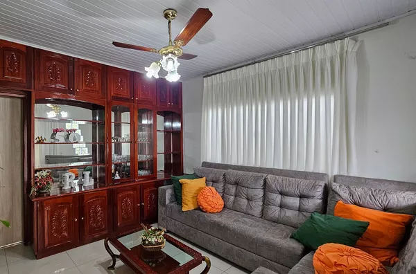 Casa para venda, 2 quarto(s),  Bosque Da Saúde, Cuiabá