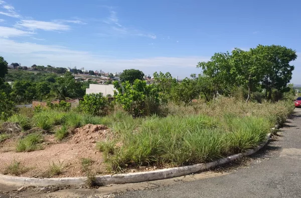 Terreno de esquina para venda TROPICAL VILLE Cuiabá