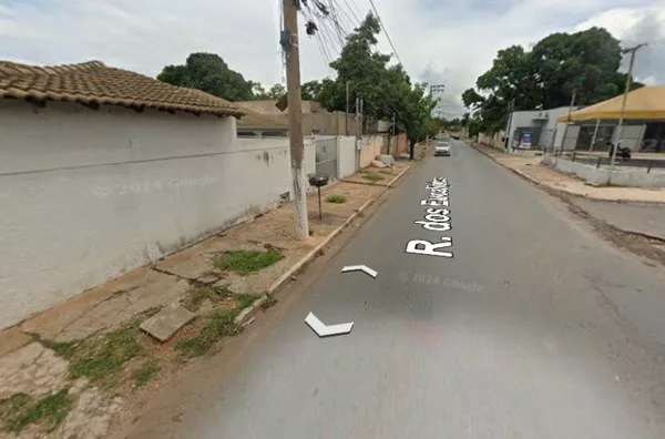 Casa para venda,  3 dormitórios, Semi-mobiliado, Jardim Das Palmeiras, Cuiabá
