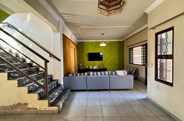 Casa para venda comercial e residencial , 5 quarto(s),  Grande Terceiro, Cuiabá