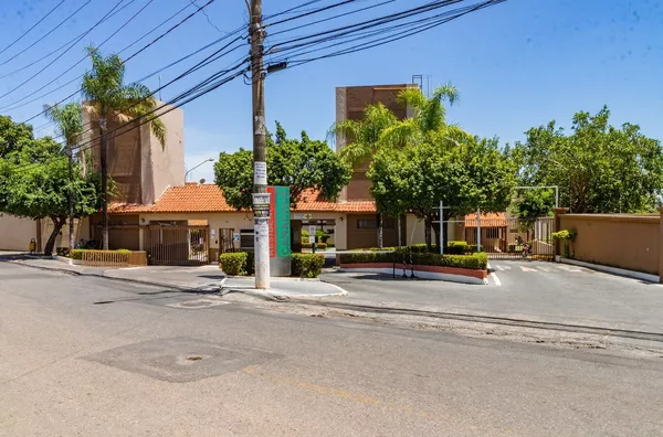 Casa em condomínio – disponível para venda ou locação no Jardim Santa Amália (Barra do Pari), Cuiabá