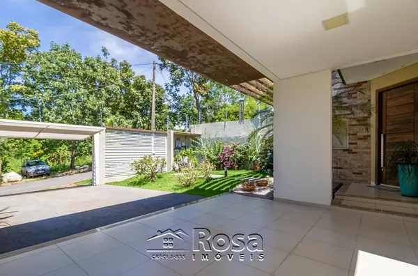 Casa Térrea à Venda com 3 Quarto(s), Sendo 1 Suíte, Armários Planejados na Cozinha, Equipado com Placa Solar Próximo ao Parque Tia Nair!