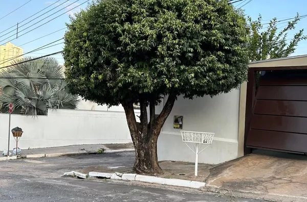 Sobrado para venda, 3 quartos, sendo 1 suíte,  Santa Rosa, Cuiabá