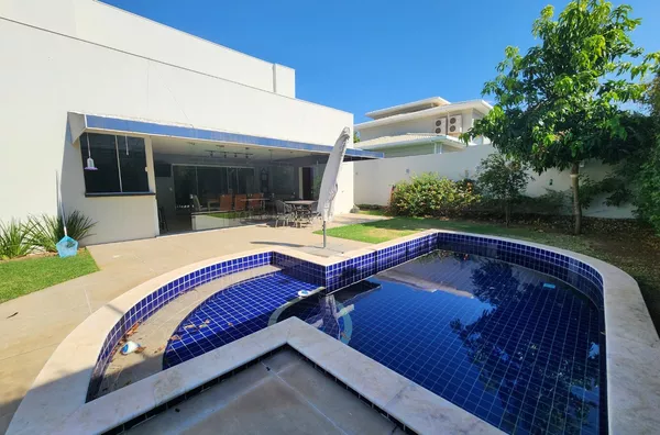 Casa Excepcional no Condomínio Alphaville 1 em Cuiabá: Luxo, Conforto e Exclusividade
