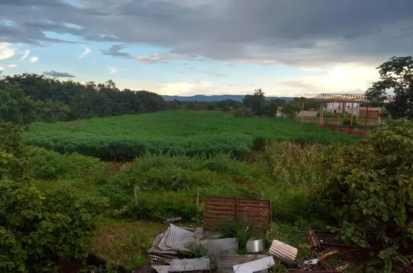 Chacara urbana para venda, com 511m² de Área Construida no Bairro Pedra 90, Cuiabá.