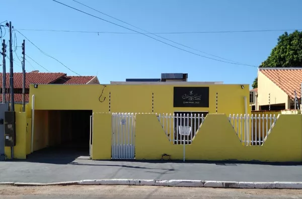 Casa para venda, 3 quartos, sendo 2 suítes,  Centro, Várzea Grande