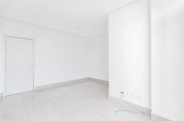 Apartamento Próximo da UNIC Beira Rio, com 3/4, Sendo 1 Suíte.