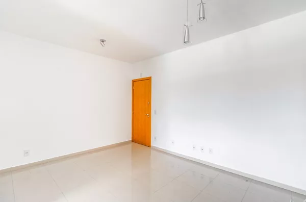 Apartamento à venda, com 2 Quartos sendo 1 suíte e Varanda Gourmet, no Bairro Jardim Mariana, próximo ao Hospital Santa Rosa, Cuiabá.