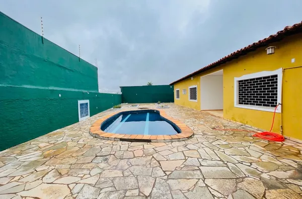 ÁREA DA PISCINA