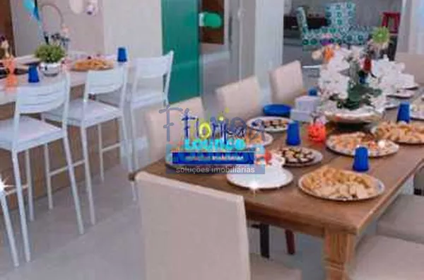 Cobertura duplex com 2 quartos, 1 suíte, à venda em Centro