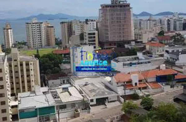 Cobertura duplex com 2 quartos, 1 suíte, à venda em Centro