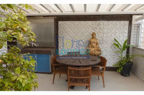 COBERTURA COM 2 SUÍTES NO CENTRO