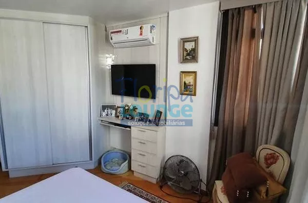 Apartamento com 3 quartos, 3 suítes, à venda em Centro