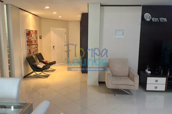 MANSÃO EM CONDOMÍNIO NO CACUPÉ