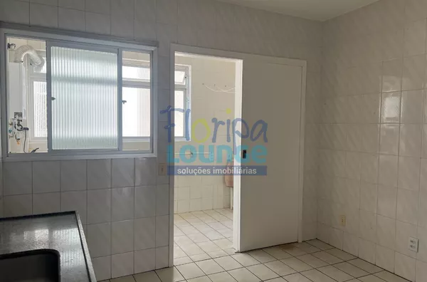 APARTAMENTO NO CÓRREGO GRANDE PERTO DA ESCOLA COC FLORIANÓPOLIS