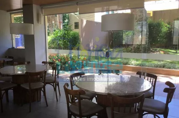 Apartamento com 4 quartos, 2 suítes, à venda em Agronômica