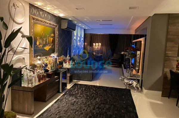 APARTAMENTO PRÓXIMO AO BEIRAMAR SHOPPING COM 3 SUÍTES