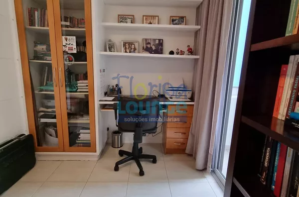 APARTAMENTO DUPLEX NO CENTRO 4 DORMITÓRIOS