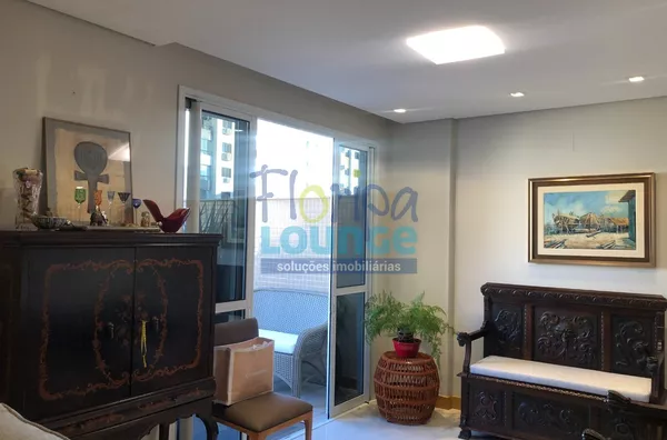 COBERTURA  ALTO PADRÃO  COM DUAS SUÍTES A VENDA NO CENTRO