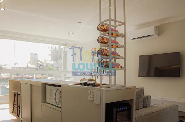 APARTAMENTO A VENDA NOS INGLESES COM 2 SUÍTES DECORADO 