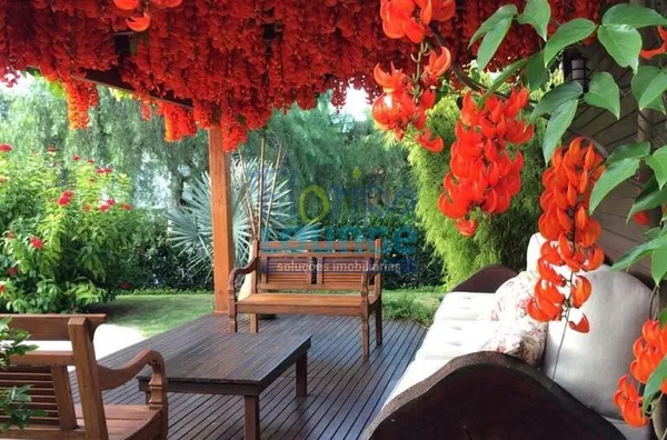 MANSÃO A VENDA EM JURERÊ