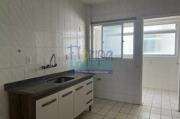 APARTAMENTO NO CÓRREGO GRANDE PERTO DA ESCOLA COC FLORIANÓPOLIS