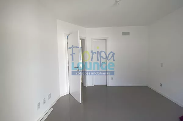 APARTAMENTO A VENDA 2 QUARTOS 1 SUÍTE 1 VAGA NA TRINDADE