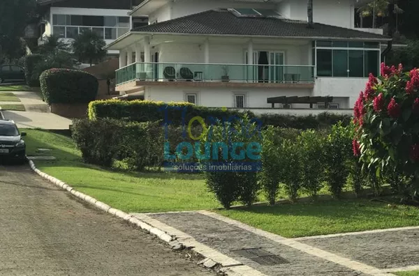 OPORTUNIDADE CASA COM 4 SUÍTES EM CONDOMÍNIO NO CACUPÉ