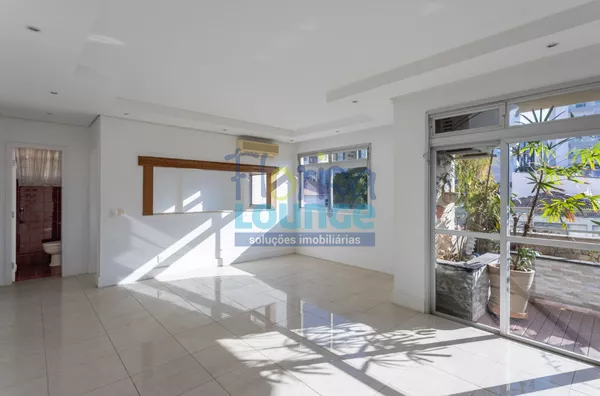 Imperdível apartamento no Centro de Florianópolis com 4 dormitórios!