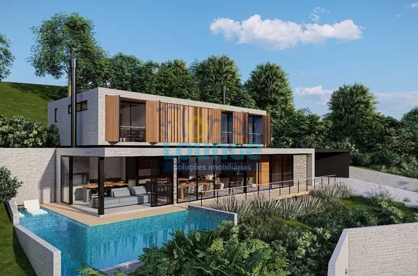 TERRENO EM CONDOMÍNIO NA TRINDADE COM PROJETO APROVADO