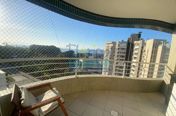 APARTAMENTO COM VISTA MAR NA AGRONÔMICA COM 3 SUÍTES