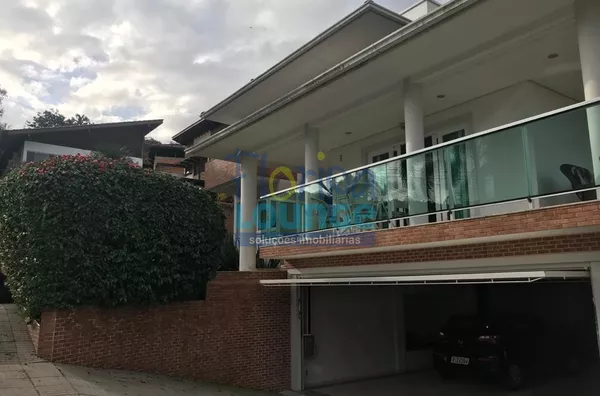 OPORTUNIDADE CASA COM 4 SUÍTES EM CONDOMÍNIO NO CACUPÉ