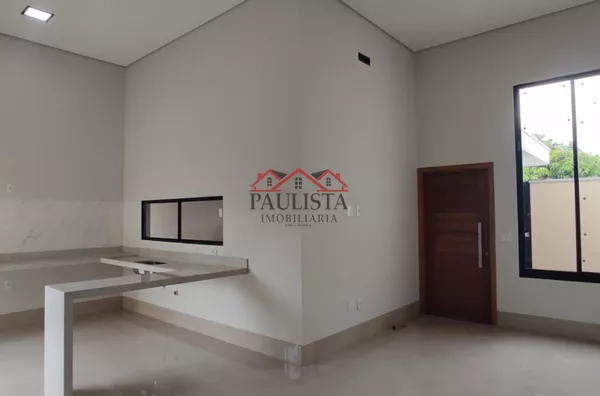 CA3331 - Casa à venda no Jardim Valência em Assis/SP