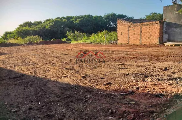 TERRENO A VENDA NO JARDIM PARANA (5x40) 200 METROS QUADRADOS