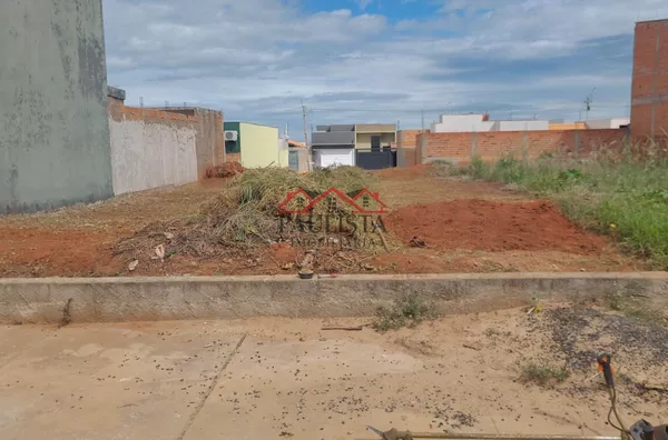 TE3346 - Terreno à venda no Residencial Veneza em Assis/SP