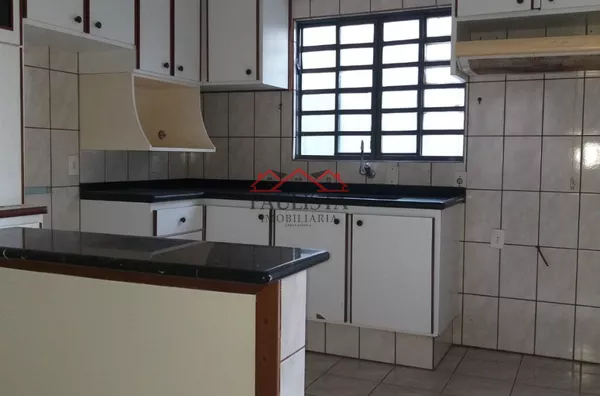 Casa à venda no Centro em Assis/SP