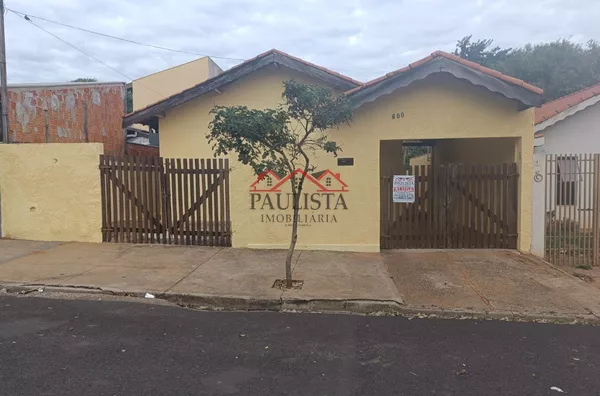 CA3151 - Casa para locação no Jardim Paraná em Assis/SP