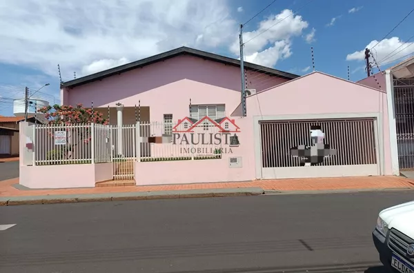 CA3003 - Casa para locação no Centro de Assis/SP - Foto 1