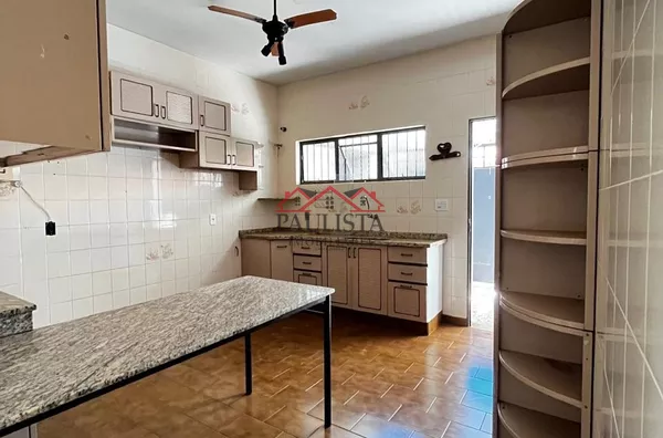 Casa residencial para , 2 quarto(s),  Vila Xavier, Assis