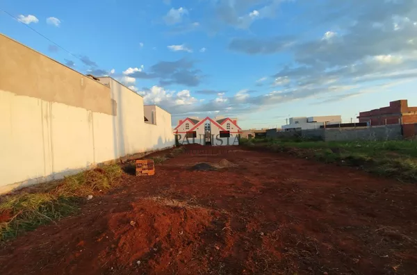 TE3143 - Terreno à venda no Residencial Sol Nascente em Assis/SP