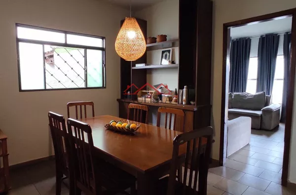 CA3124 - Casa à venda na Vila Rosangela em Assis/SP